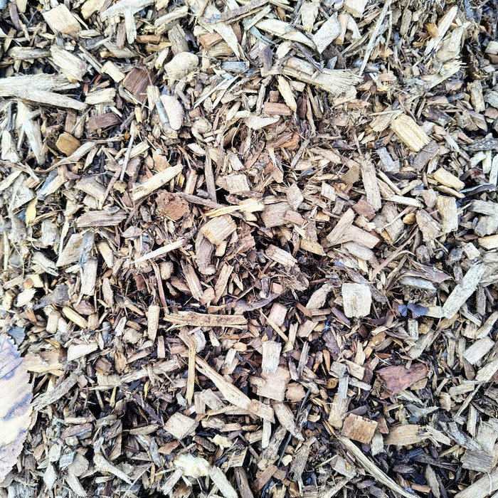 Natural wood mulch